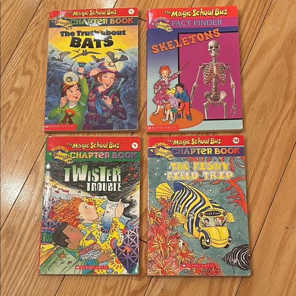Magic School Bus - 4 Books - Picture 2 of 3